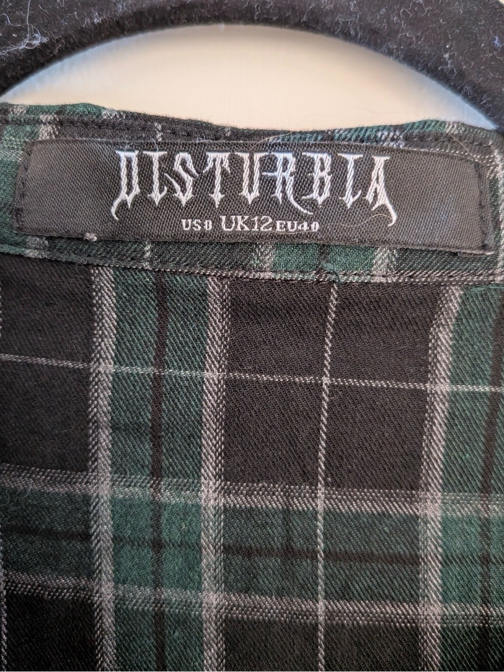 Disturbia Black and Green Plaid Cropped Button-Down Shirt - Picture 3 of 4